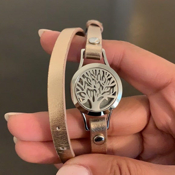 Tree of Life wrap around bracelet - Picture 2 of 2